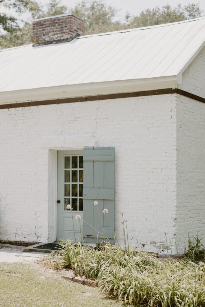 Historic building at Wavering Place SC